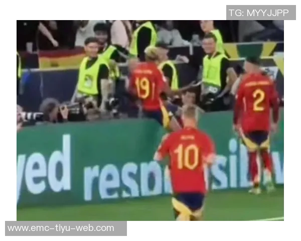 小麦进球后模仿姆巴佩庆祝动作却因微小越位被判无效 小麦进球后模仿姆巴佩庆祝动作却因微小越位被判无效