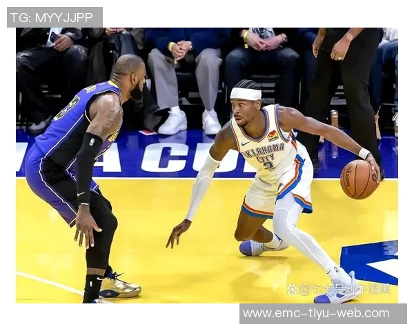 女主持与皮尔斯默契合作皮尔斯直言不愿与他人共做播客 女主持与皮尔斯默契合作皮尔斯直言不愿与他人共做播客