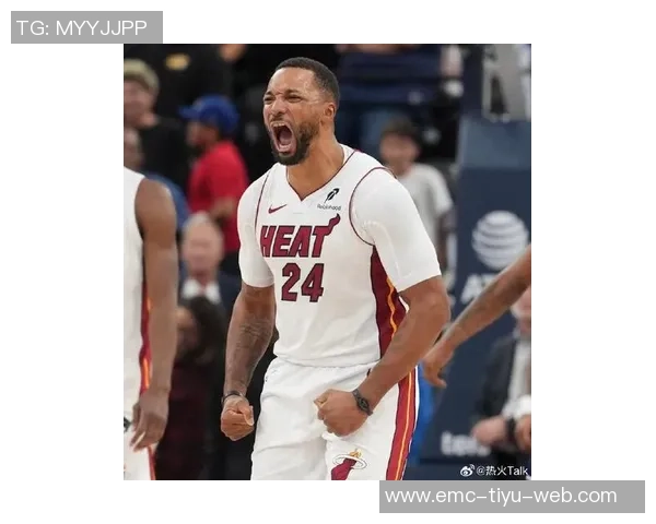 鲍威尔表现平平17分6板6助攻三分球命中率低迷引发关注 鲍威尔表现平平17分6板6助攻三分球命中率低迷引发关注